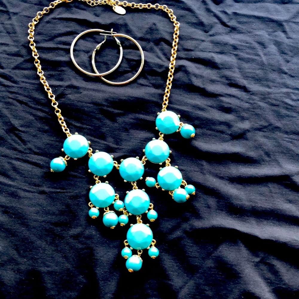 Necklace and earrings set